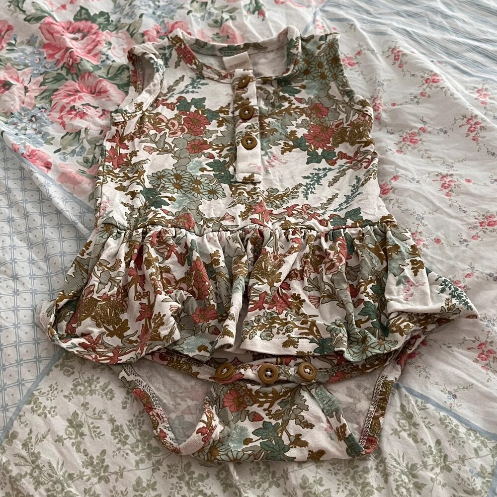 The Woods Queen Anne Floral Skirted Bodysuit Ballerina Bubble Romper 6-12M